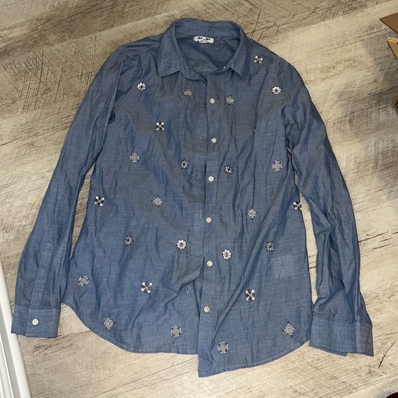 Old Navy Tops - NEW old navy button down